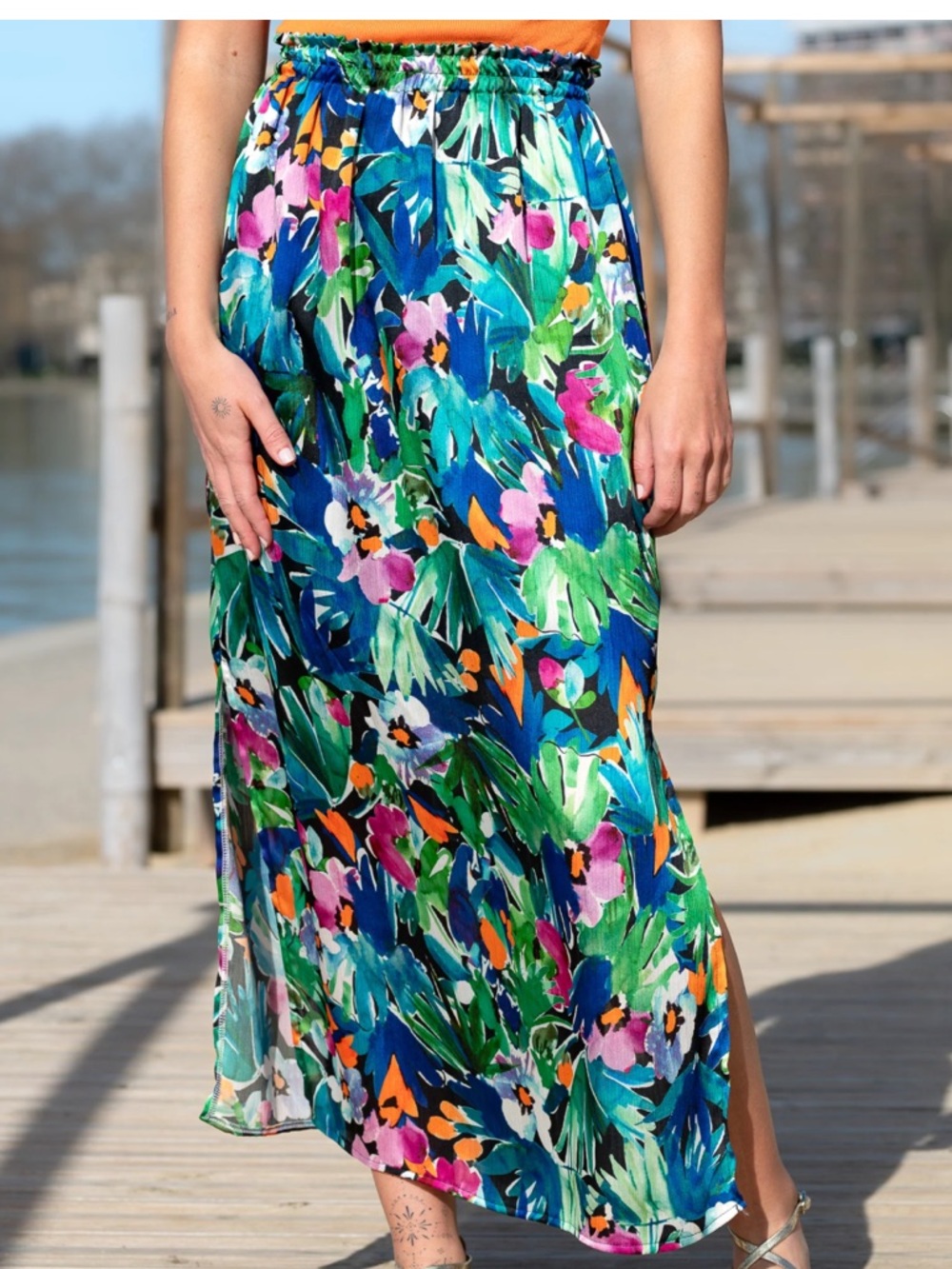 SANIBEL VINTAGE Tropical Floral Maxi Skirt in Blue & Green! M